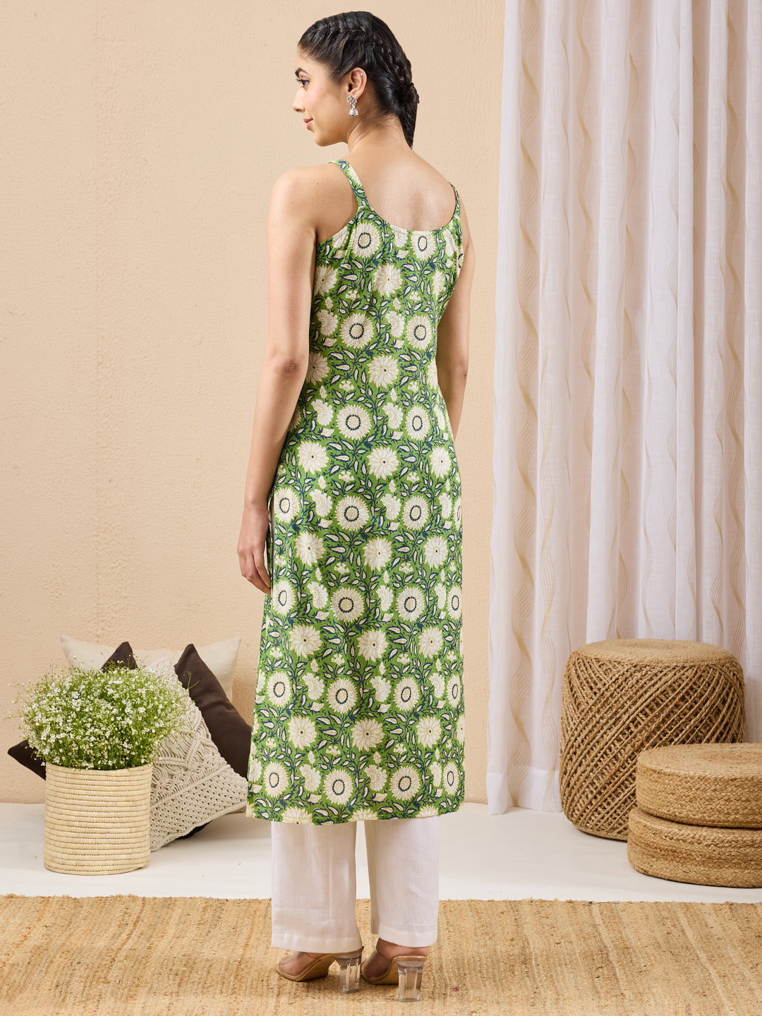 Janasya Women's Green Pure Cotton Floral Printed Straight Kurta