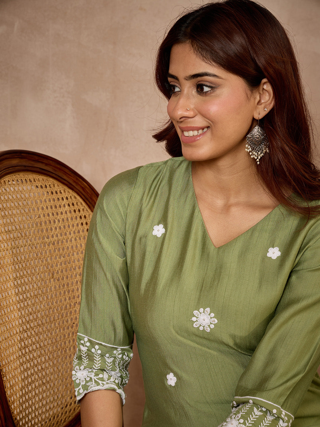 Janasya Women's Sage Green Silk Blend Embroidered Straight Kurta