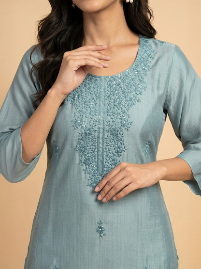 Janasya Women's Blue Silk Blend Embroidered Straight Kurta