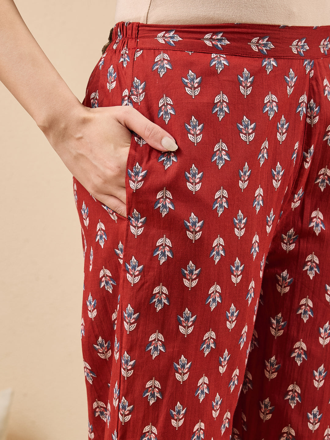 Janasya Women's Maroon Pure Cotton Floral Printed Straight Kurta Set