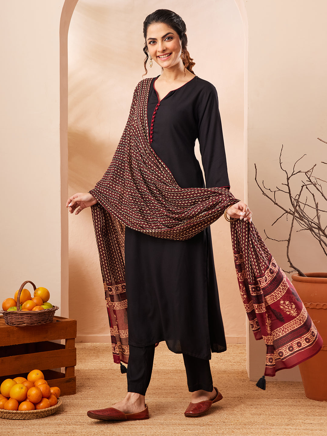 Janasya Women's Black Rayon Solid Straight Kurta Set With Printed Dupatta