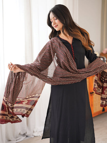 Janasya Women's Black Rayon Solid Straight Kurta Set With Printed Dupatta
