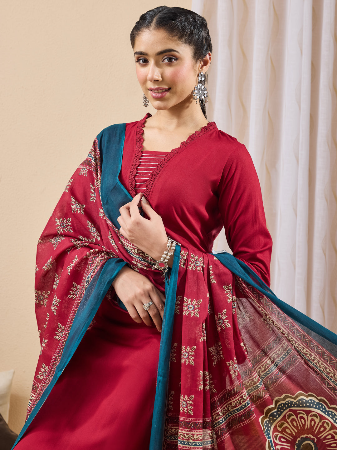 Janasya Women's Maroon Rayon Yoke Design Straight Kurta Set With Printed Dupatta