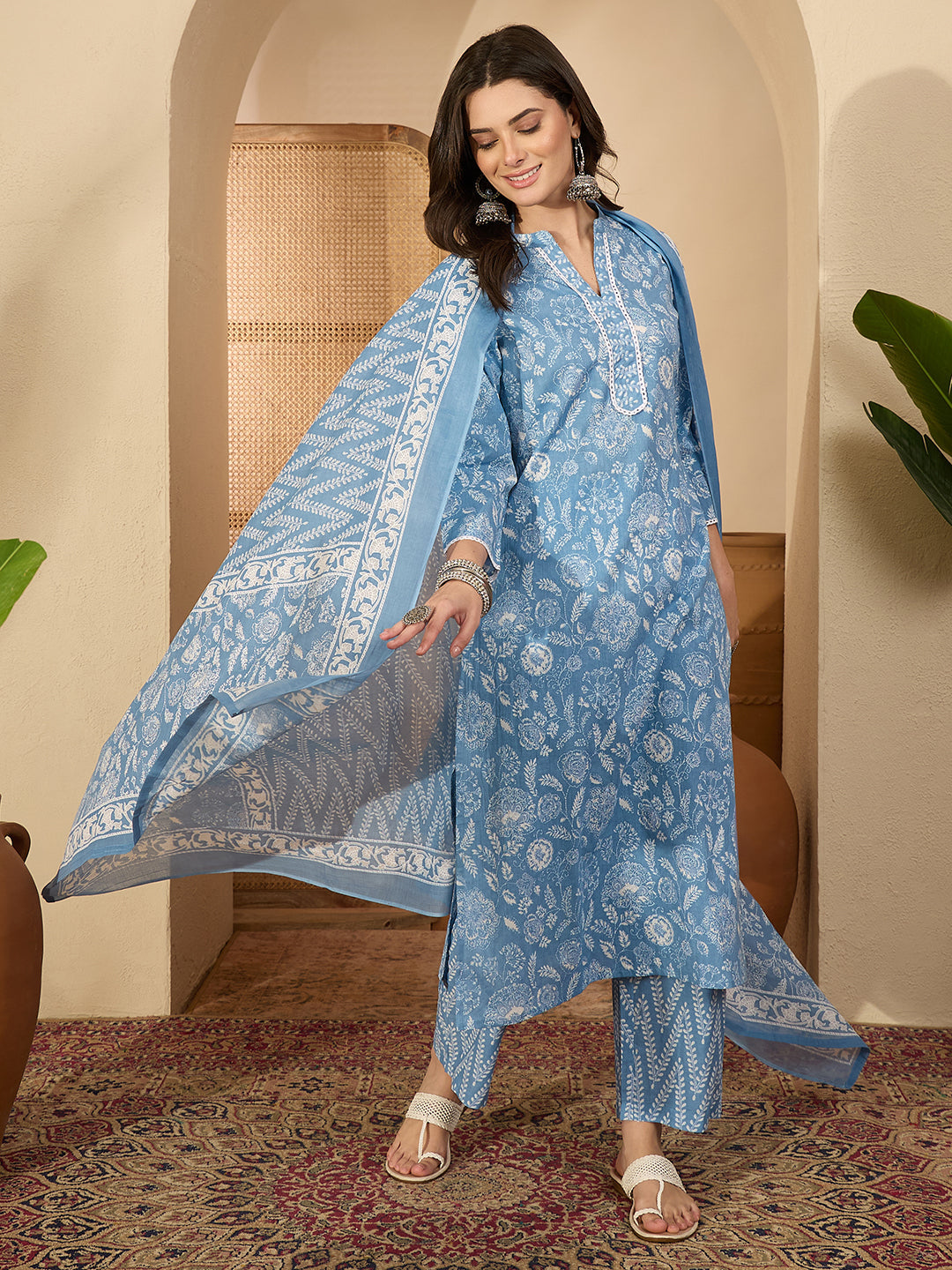 Janasya Women's Light Blue Pure Cotton Floral Printed Straight Kurta Set