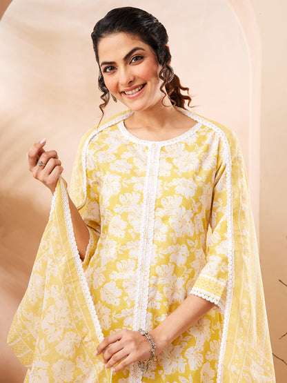 Janasya Women's Yellow Pure Cotton Floral Printed Straight Kurta Set