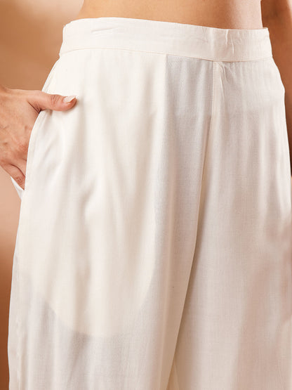 Janasya Women's Off White Rayon Solid Straight Kurta Set