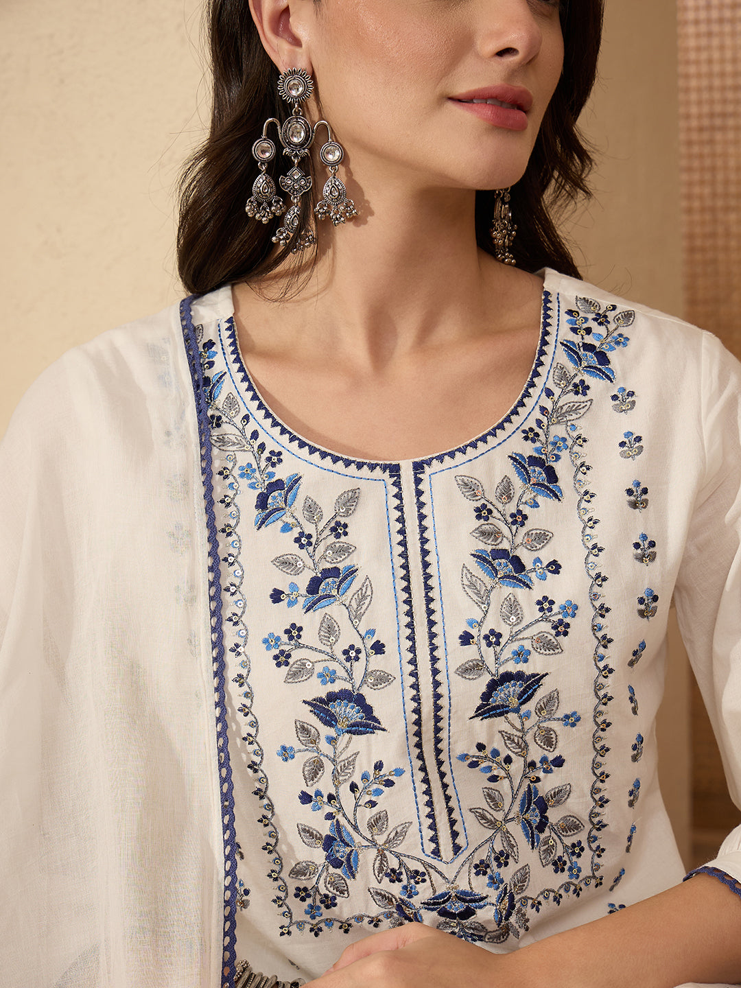 Janasya Women's White Pure Cotton Floral Embroidered Straight Kurta Set