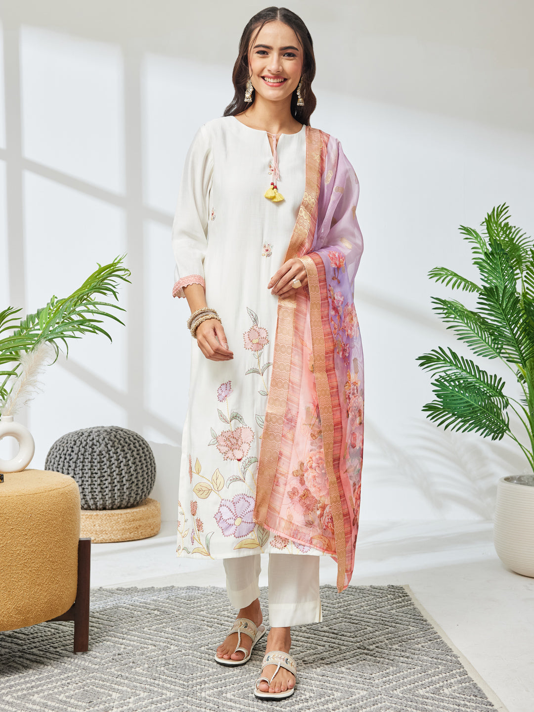Janasya Women's Off White Chanderi Silk Floral Embroidered Straight Kurta Set