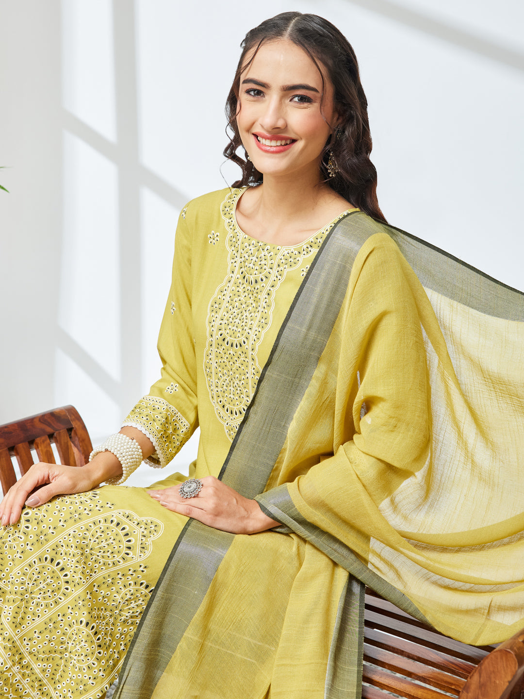 Janasya Women's Olive Rayon Floral Printed Straight Kurta Set