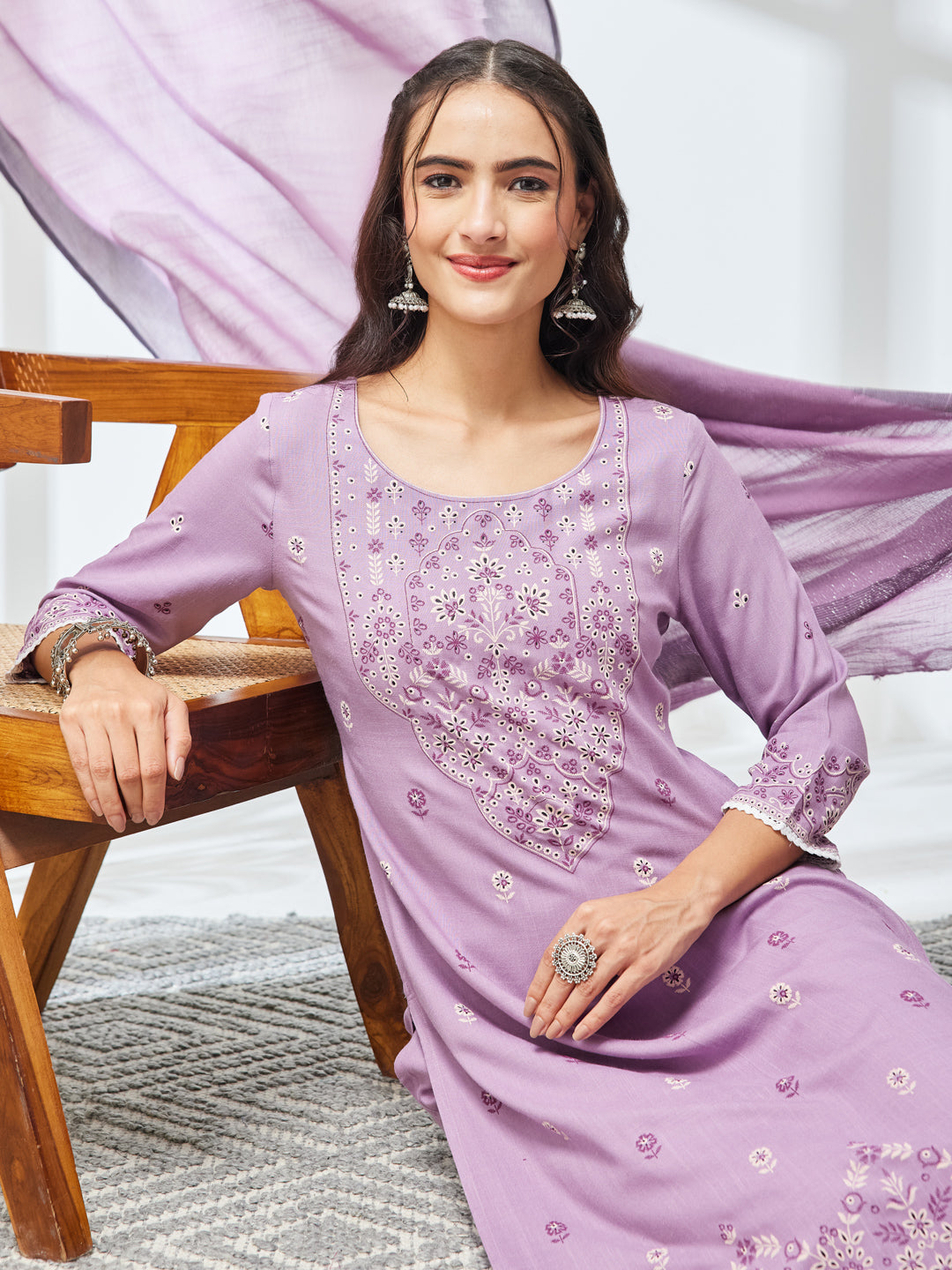 Janasya Women's Lavender Rayon Floral Printed Straight Kurta Set