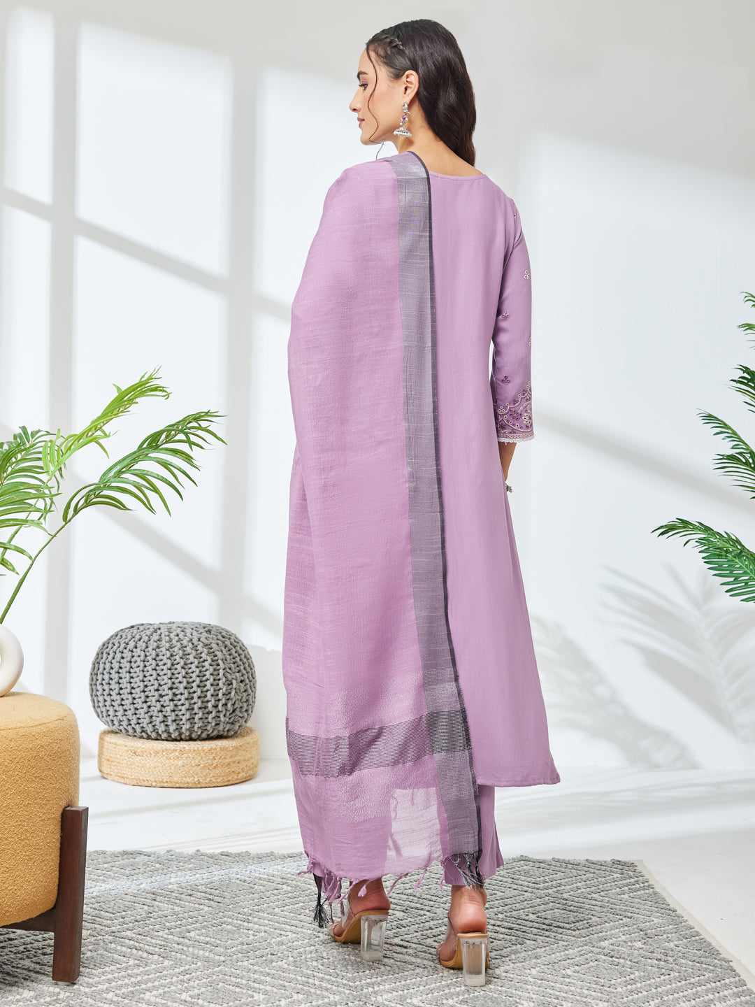 Janasya Women's Lavender Rayon Floral Printed Straight Kurta Set