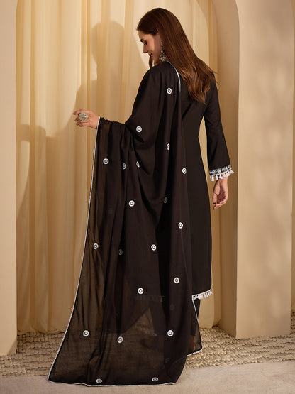 Janasya Women's Black Pure Cotton Floral Embroidered Straight Kurta Set