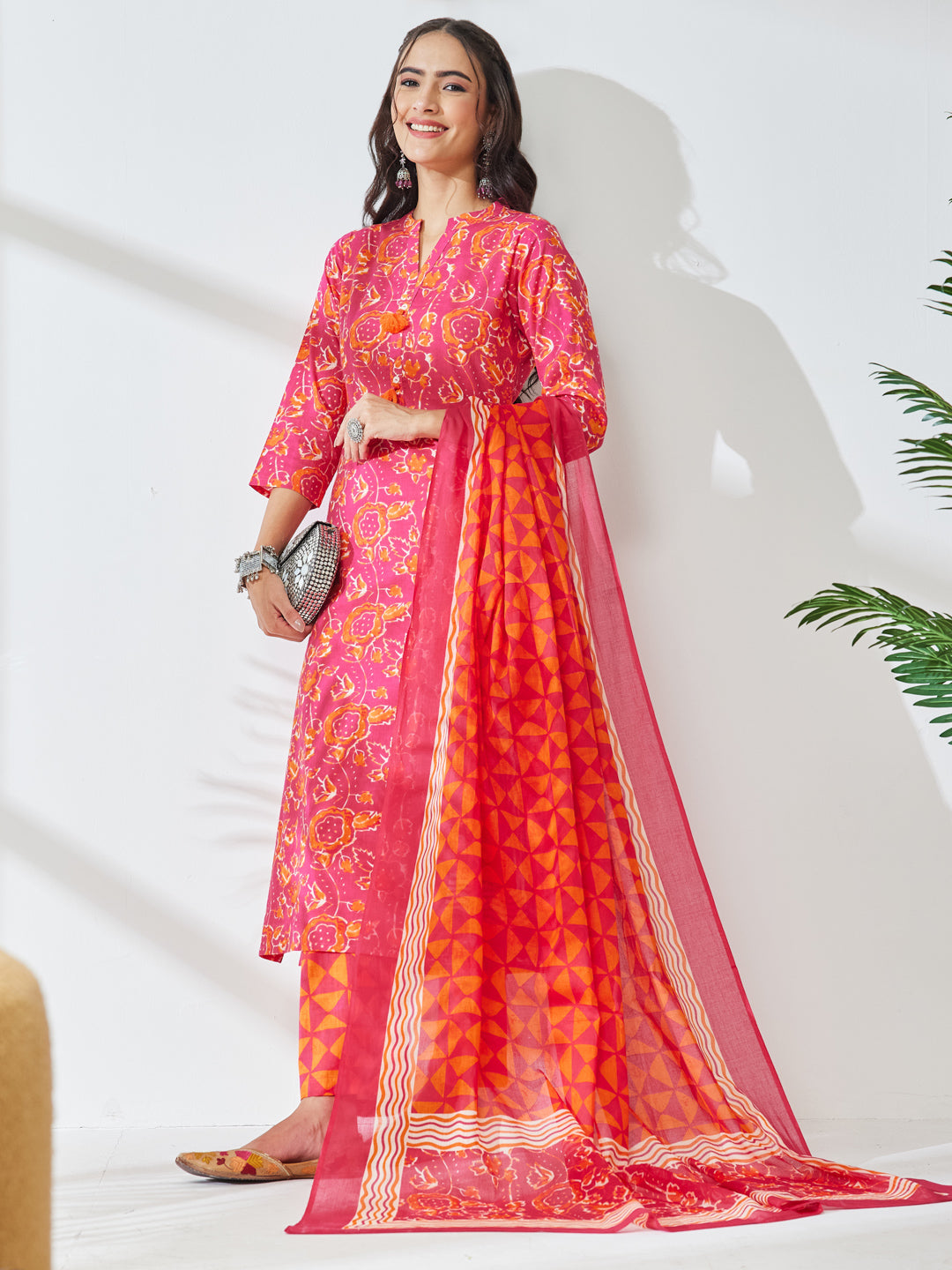 Janasya Women's Pink Pure Cotton Floral Printed Straight Kurta Set