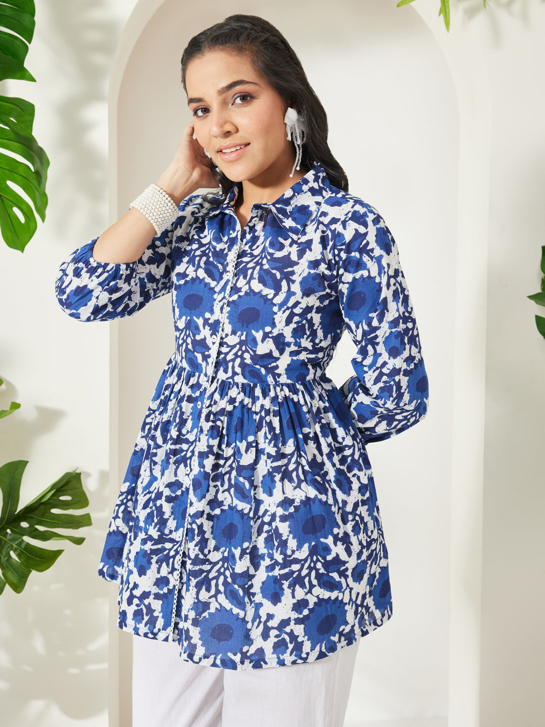 Janasya Women's Blue Pure Cotton Abstract Printed Gathered Top