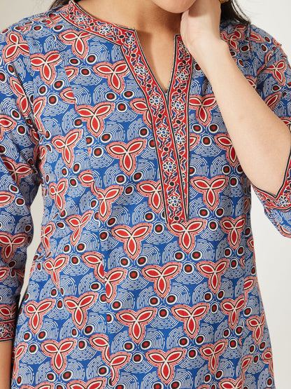 Janasya Women's Blue Pure Cotton Geometric Printed A-Line Top