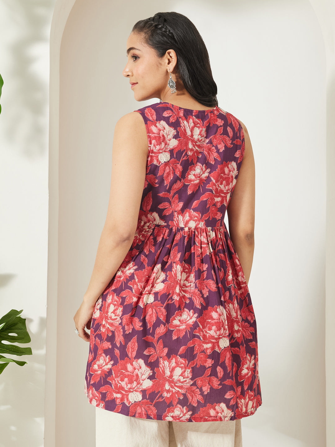 Janasya Women's Wine Pure Cotton Floral Printed Gathered Tunic