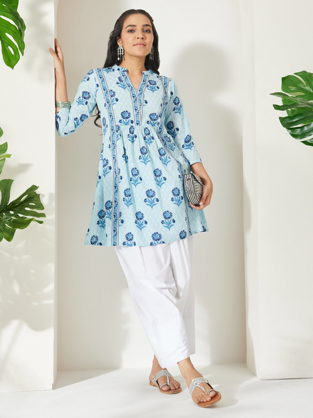 Janasya Women's Light Blue Pure Cotton Floral Printed  A-Line Tunic
