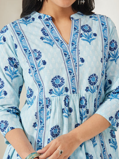 Janasya Women's Light Blue Pure Cotton Floral Printed  A-Line Tunic