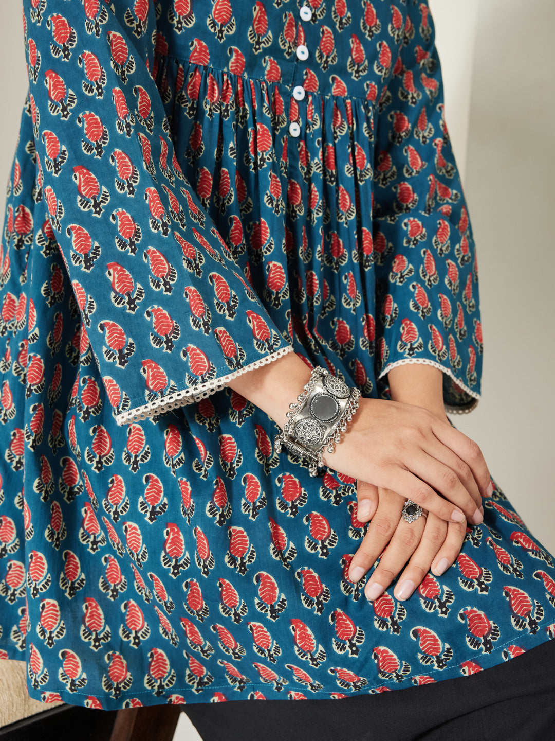 Janasya Women's Teal Blue Pure Cotton Paisley Printed A-Line Tunic