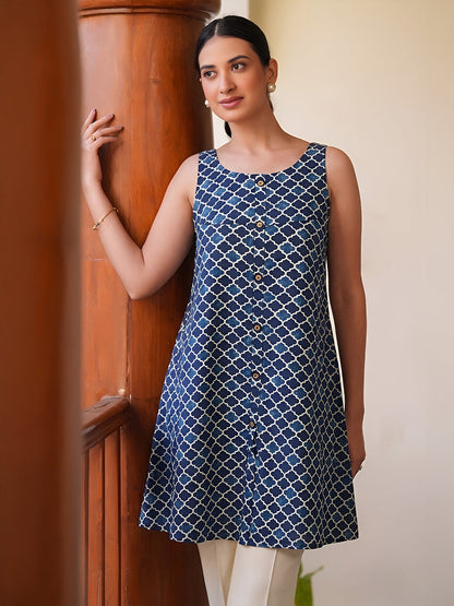 Janasya Women's Blue Pure Cotton Geometric Printed A-Line Tunic