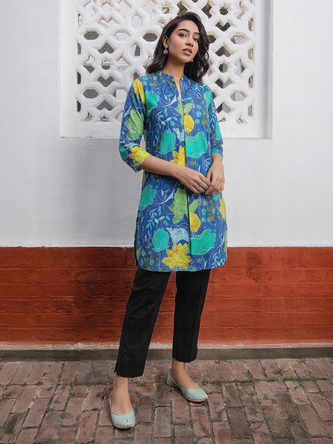 Janasya Women's Blue Pure Cotton Floral Printed A-Line Tunic