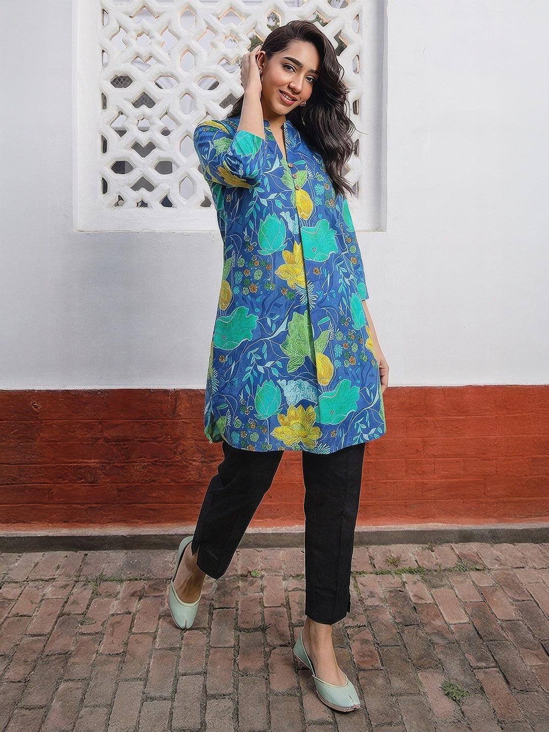 Janasya Women's Blue Pure Cotton Floral Printed A-Line Tunic