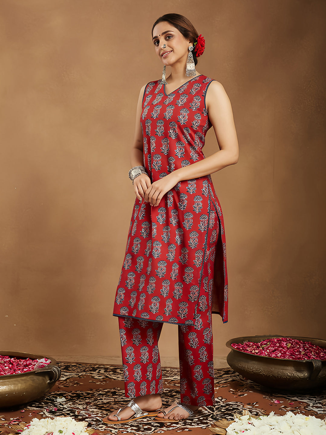Janasya Women's Maroon Pure Cotton Floral Printed Straight Kurta Pant Set