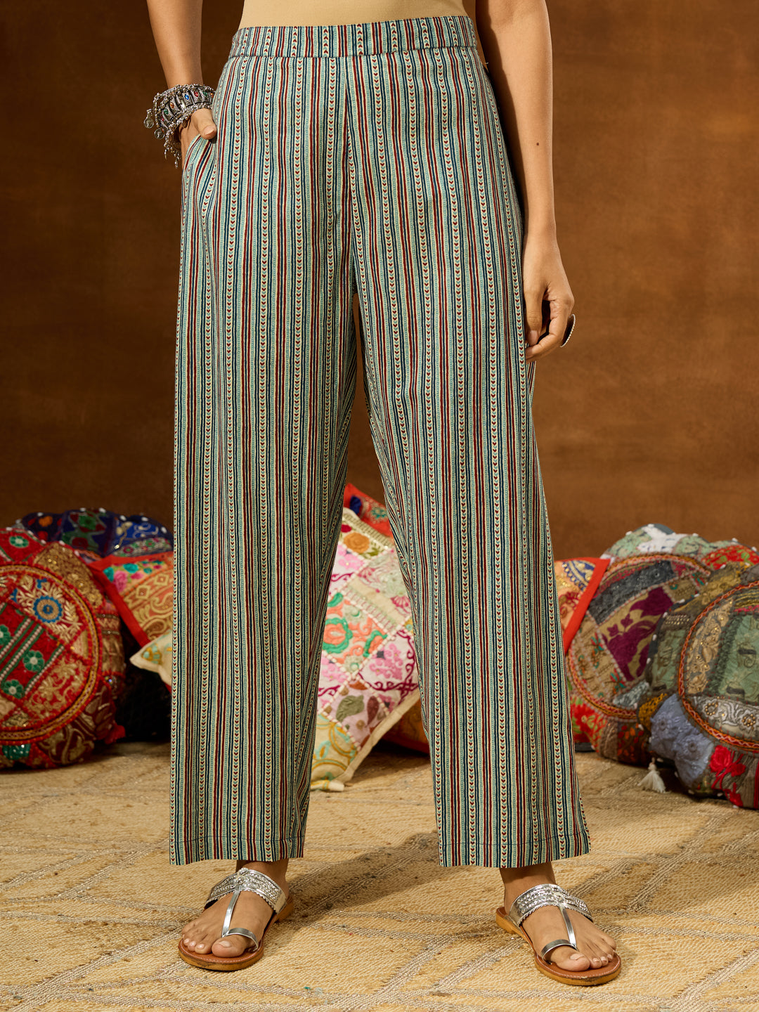 Janasya Women's Blue Pure Cotton Floral Printed Straight Kurta Pant Set