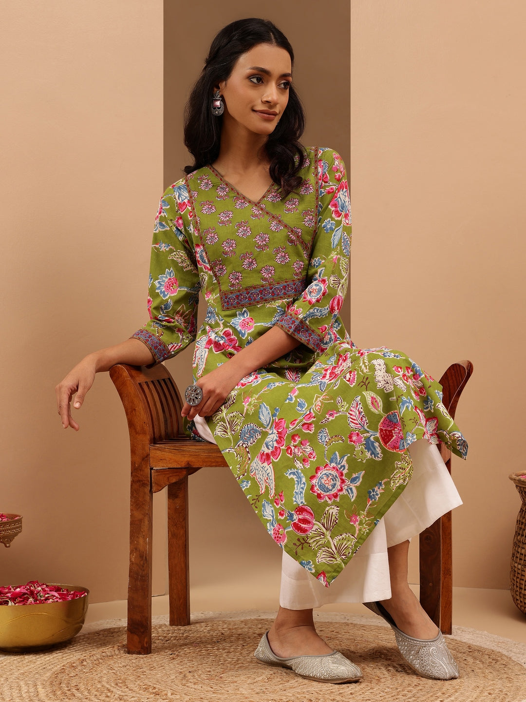Janasya Women's Green Pure Cotton Floral Printed Straight Kurta