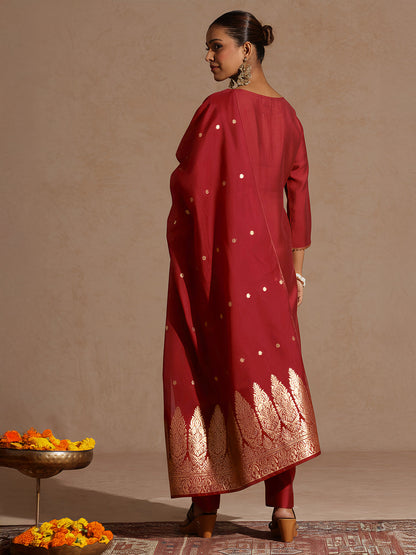 Janasya Women's Maroon Silk Blend Zari Yoke Embroidered Straight Kurta Set