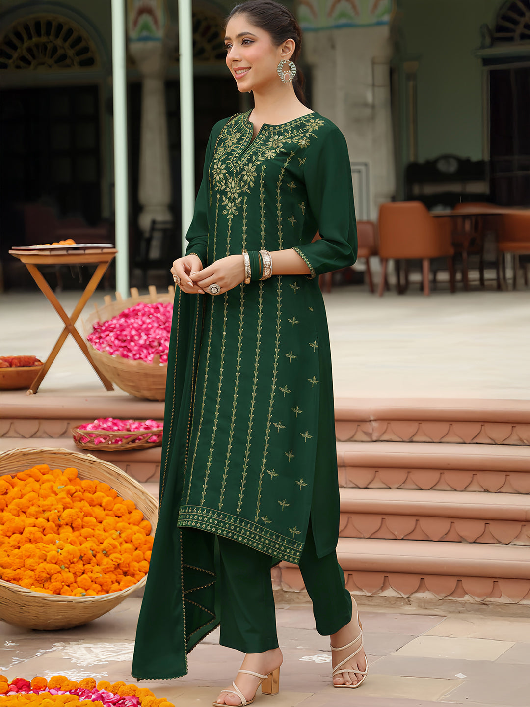 Janasya Women's Bottle Green Silk Blend Zari Embroidered Straight Kurta Set
