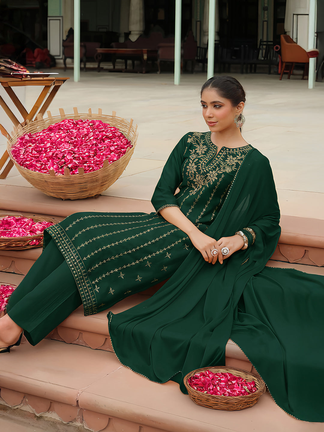 Janasya Women's Bottle Green Silk Blend Zari Embroidered Straight Kurta Set