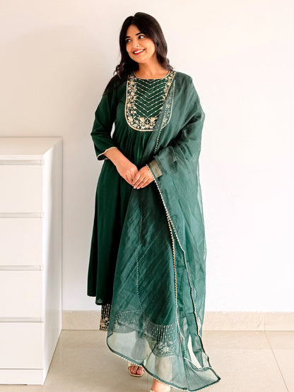 Janasya Women's Bottle Green Chanderi Silk Floral Embroidered A-Line Kurta Set