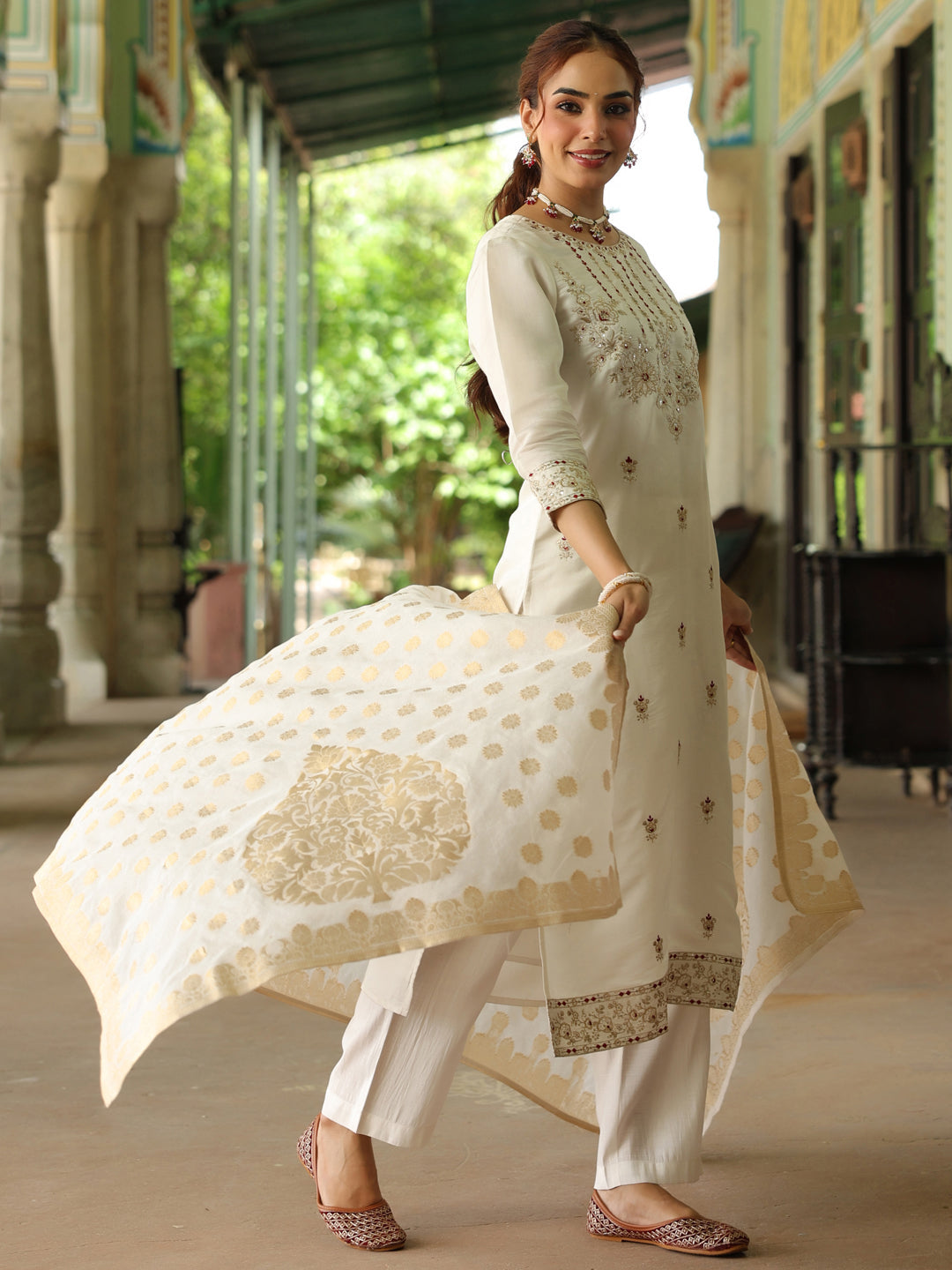 Janasya Women's Off White Chanderi Silk Embroidered Straight Kurta Set