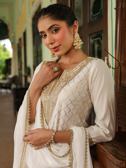 Janasya Women's Off White Chanderi Silk Gold Zari Yoke Embroidered Straight Kurta Set