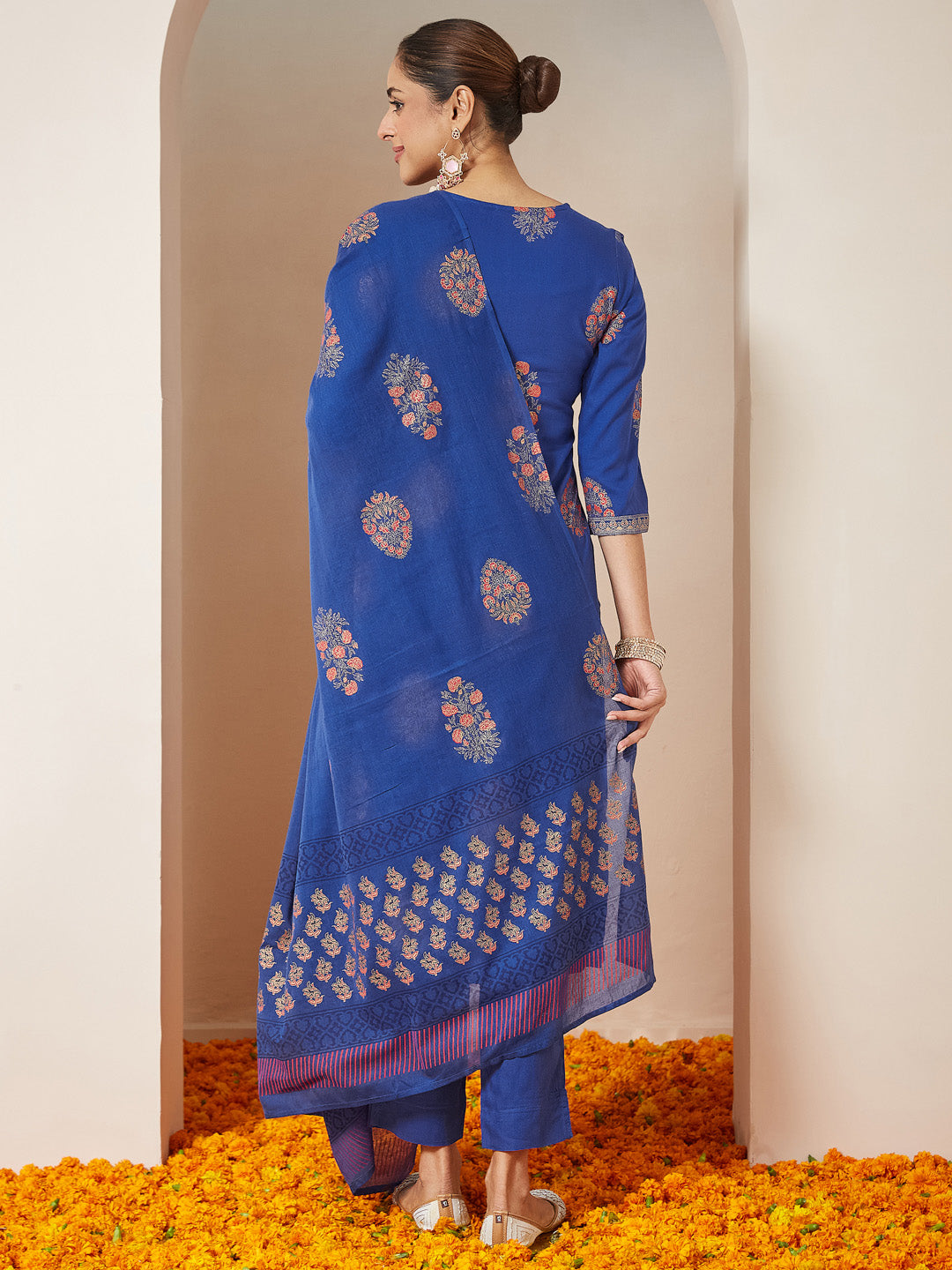 Janasya Women's Royal Blue Rayon Gold Floral Printed Straight Kurta Set
