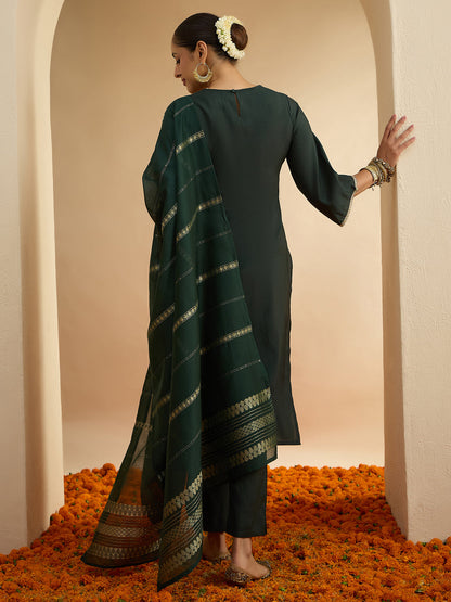 Janasya Women's Bottle Green Chanderi Silk Floral Yoke Embroiderered Straight Kurta Set
