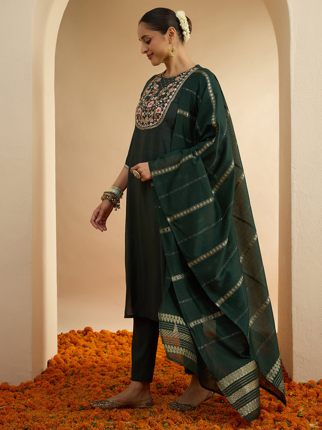 Janasya Women's Bottle Green Chanderi Silk Floral Yoke Embroiderered Straight Kurta Set