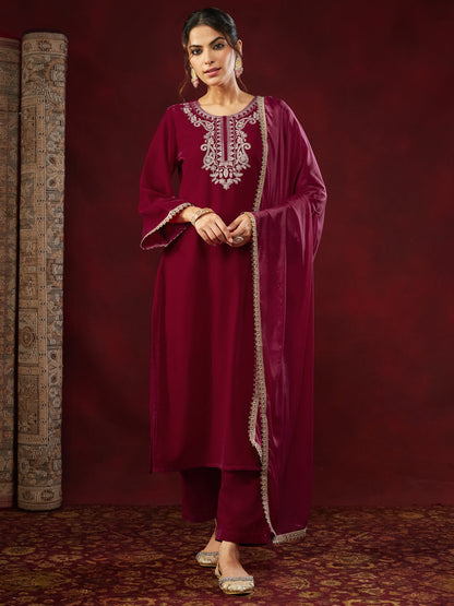 Janasya Women's Pink Velvet Zari Yoke Embroidered Straight Kurta Set