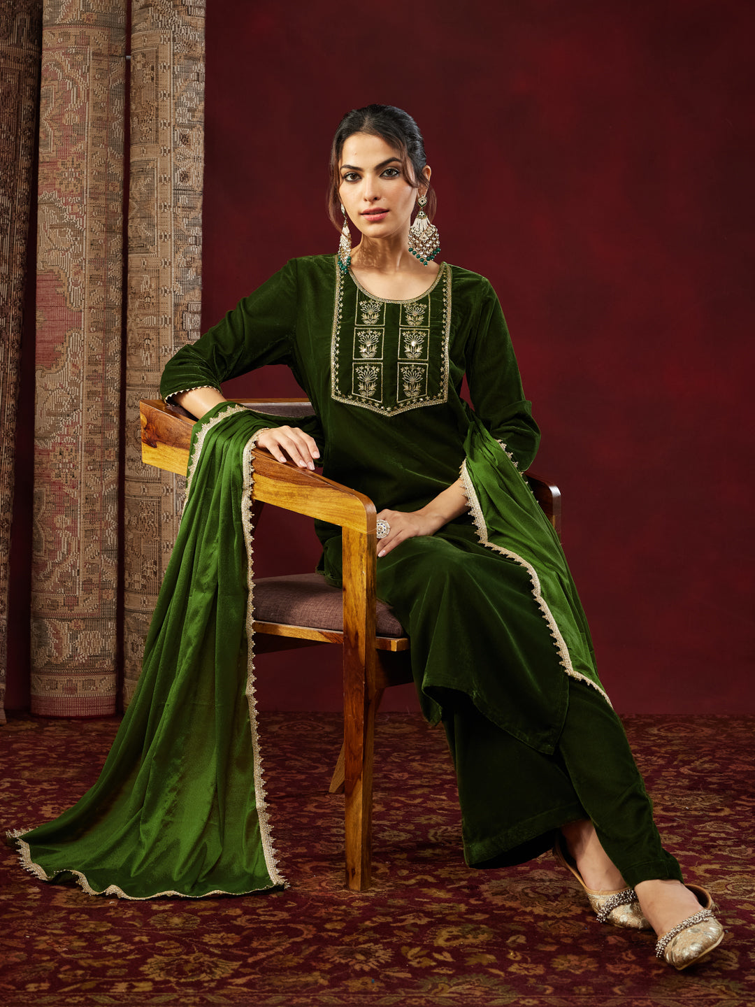 Janasya Women's Olive Green Velvet Zari Yoke Embroidered Straight Kurta Set