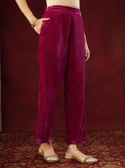 Janasya Women's Pink Velvet Embellished Straight Kurta Set