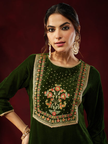 Janasya Women's Olive Green Velvet Yoke Embroidered Straight Kurta Set