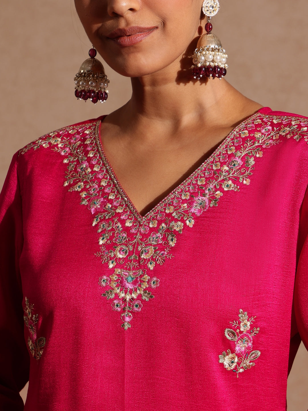 Janasya Women's Pink Silk Blend Zari Embroidered Straight Kurta Set