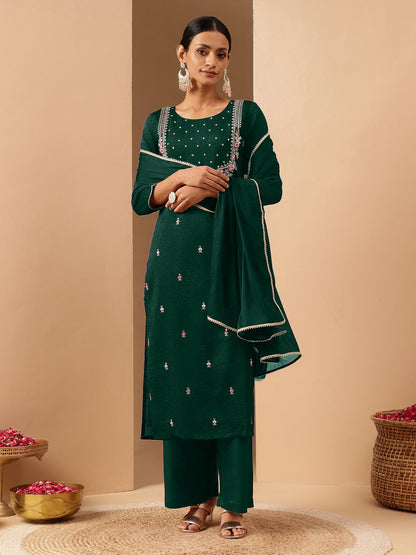 Janasya Women's Bottle Green Silk Blend Zari Embroidered Straight Kurta Set