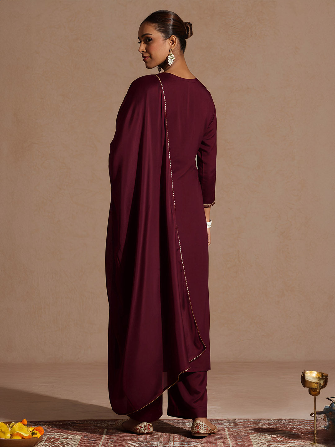 Janasya Women's Magenta Silk Blend Zari Embroidered Straight Kurta Set