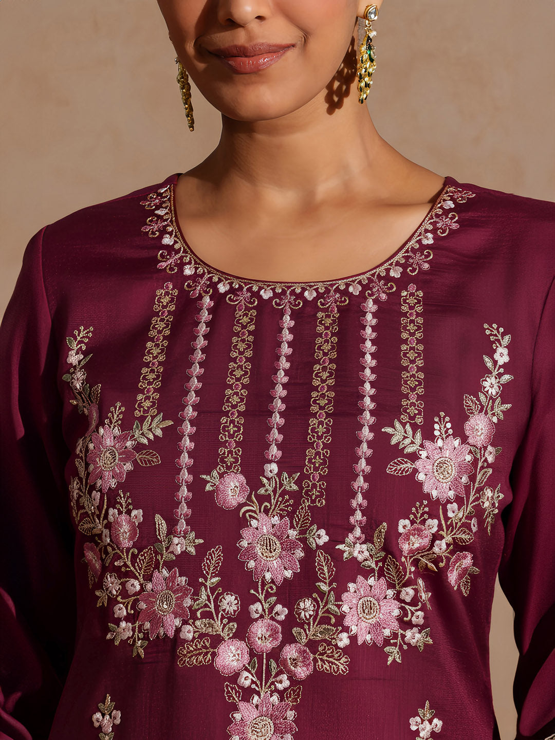 Janasya Women's Magenta Silk Blend Zari Embroidered Straight Kurta Set