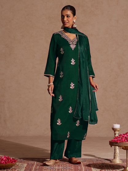 Janasya Women's Bottle Green Silk Blend Zari Embroidered Straight Kurta Set