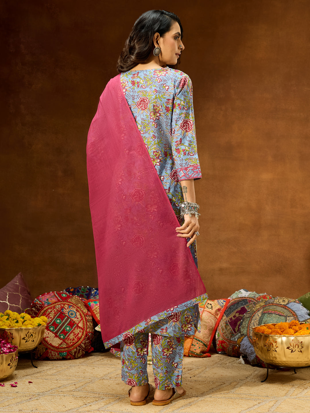 Janasya Women's Blue Pure Cotton Floral Printed Straight Kurta Set