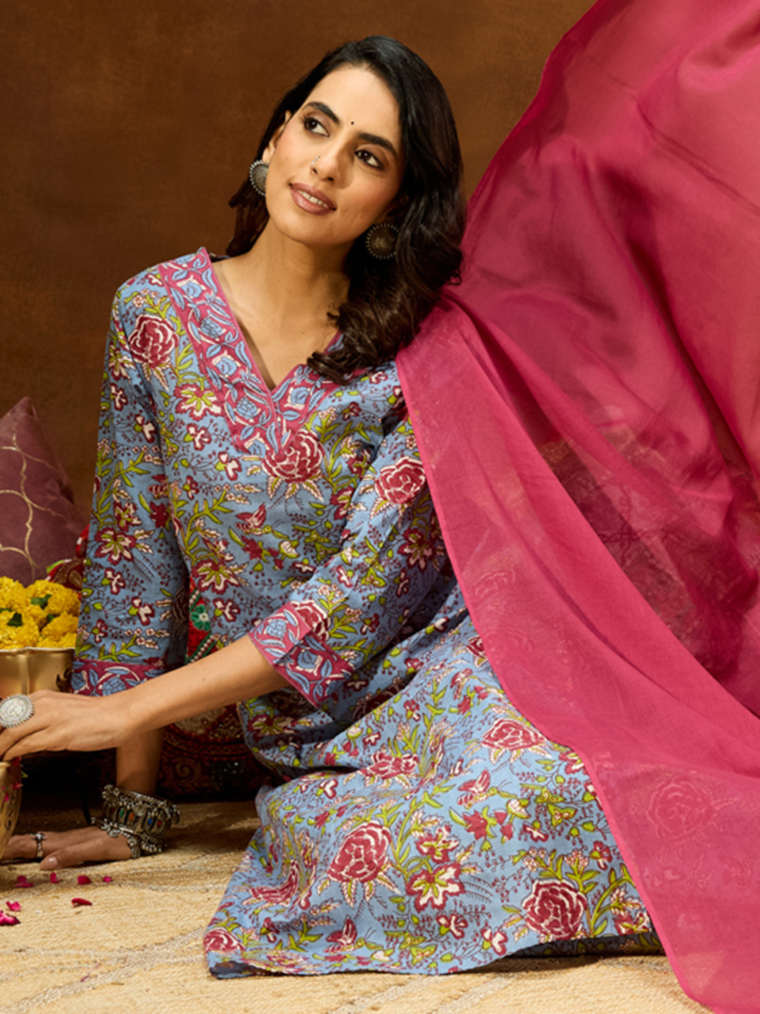 Janasya Women's Blue Pure Cotton Floral Printed Straight Kurta Set