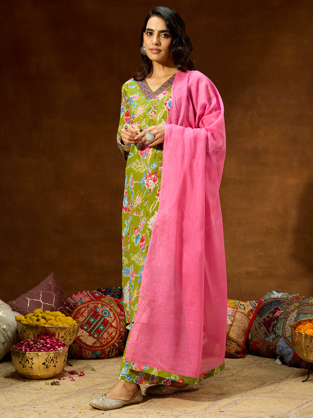 Janasya Women's Green Pure Cotton Floral Printed Kurta With Palazzo & Dupatta Set